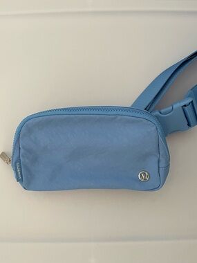 Lululemon Aero Blue Belt Bag